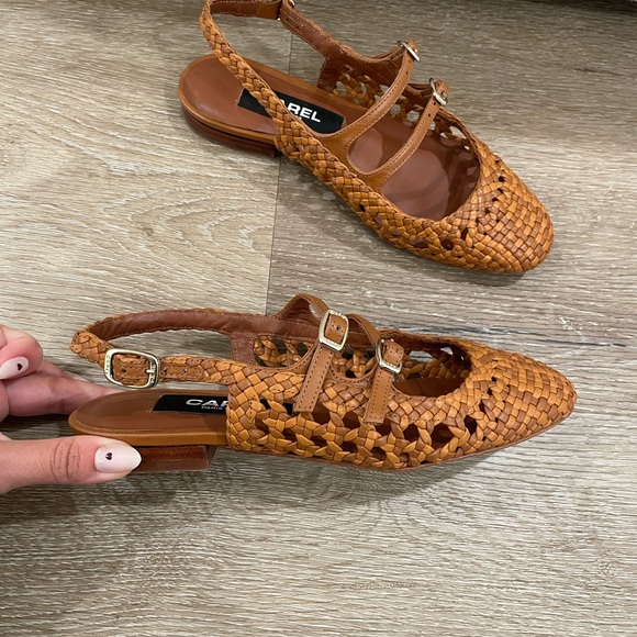 Carel Paris Woven Tan Slingback Mary Jane Pump - Picture 5 of 8